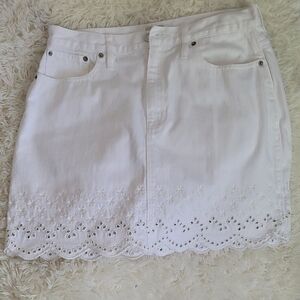 J. Crew White Eyelet Scallop Hem Mini Skirt